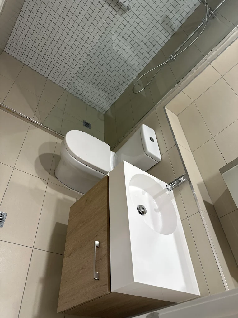 Bathroom Detail Clean - Diamond Bond Cleaning