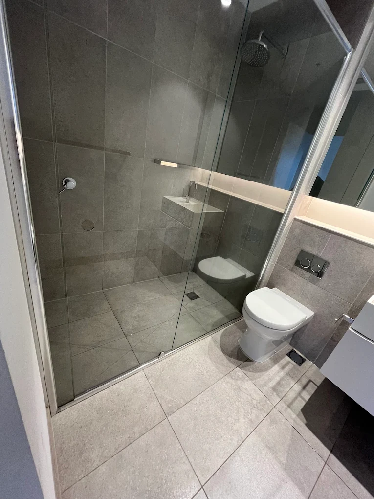Bathroom & Shower Clean - Diamond Bond Cleaning