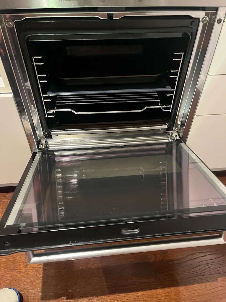 Oven Deep Clean - Diamond Bond Cleaning